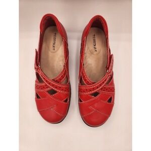 Red Terrikat‎ Shoes Women's Size 6.5 Comfort Mary Jane Loafers
